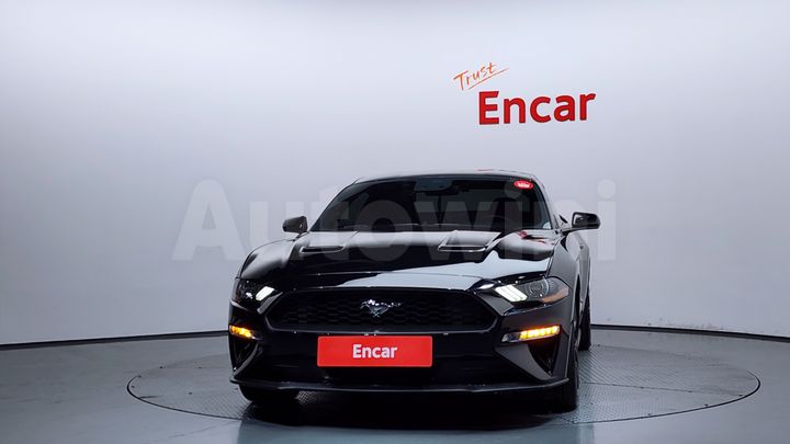 Ford Mustang 2021 — 3