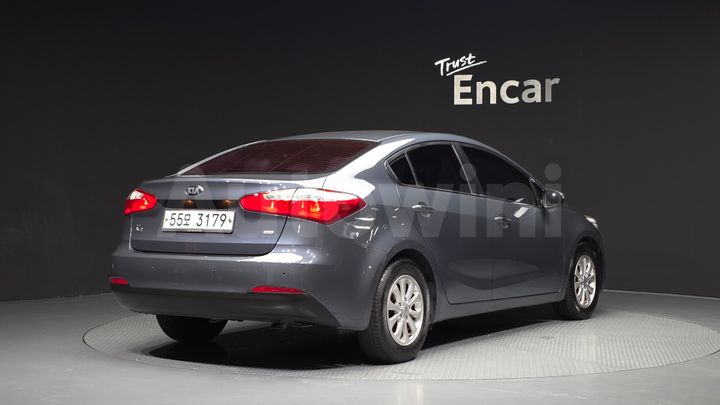 Kia K3 2013 — 2