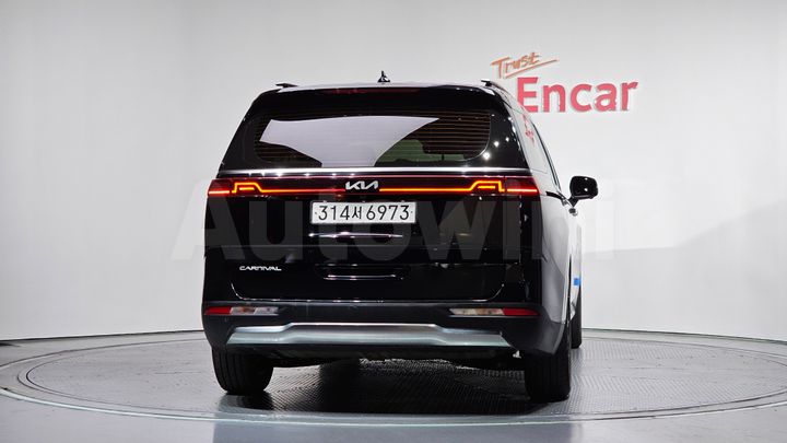 Kia Carnival 2022 — 4