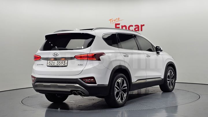 Hyundai SantaFe 2019 — 2