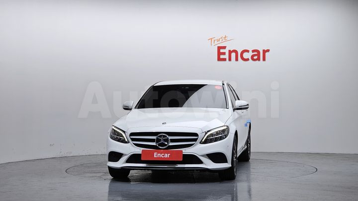 Mercedes-Benz C Class 2020 — 3