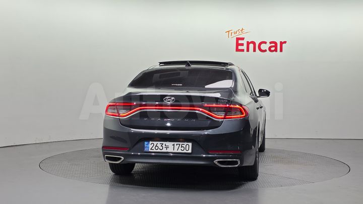 Hyundai Grandeur 2018 — 4