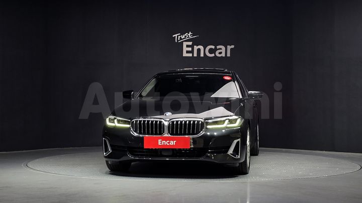 BMW 5 Series 2023 — 3