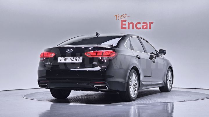 Hyundai Aslan 2015 — 2