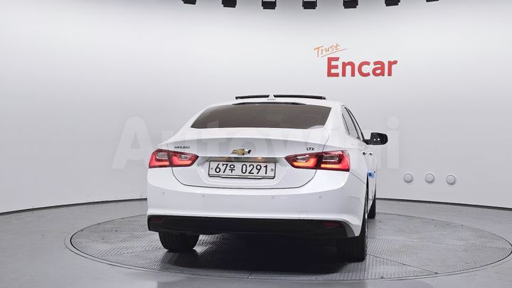 Chevrolet Malibu 2017 — 4