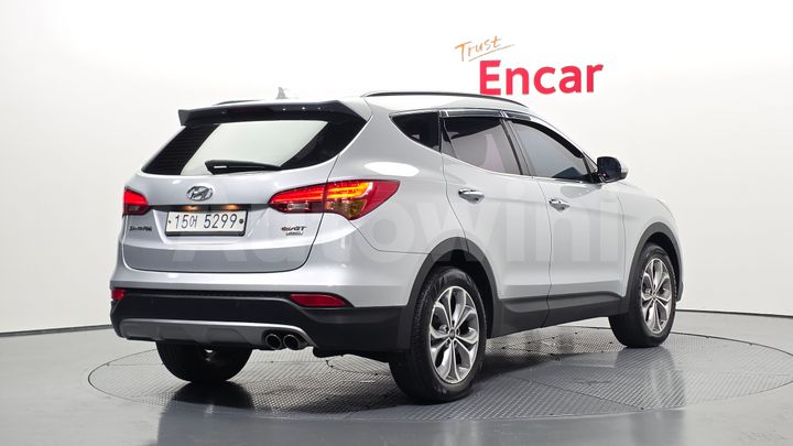 Hyundai SantaFe 2015 — 2