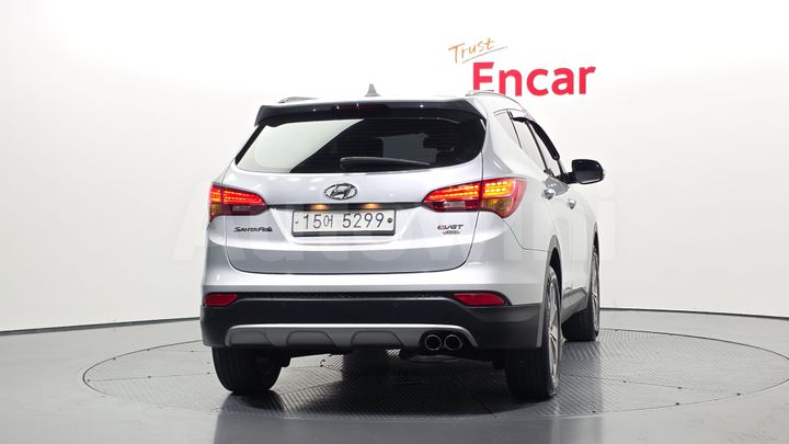 Hyundai SantaFe 2015 — 4