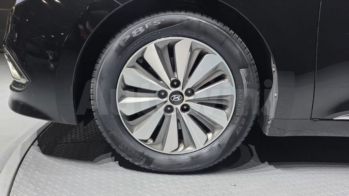 Hyundai Grandeur 2016 — 5