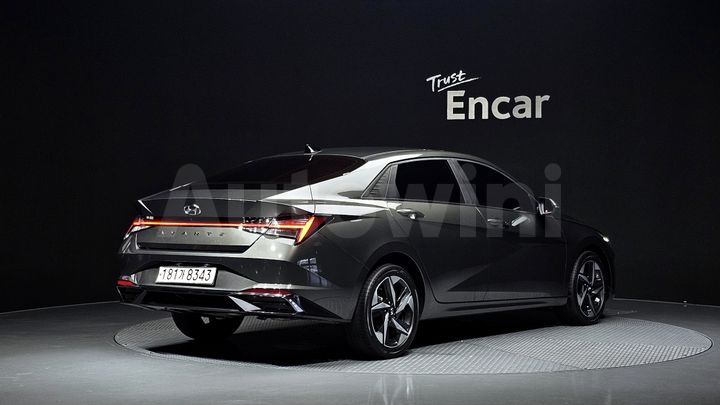 Hyundai Avante 2021 — 2