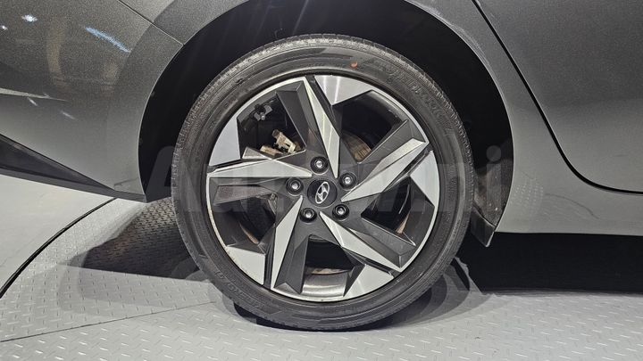 Hyundai Avante 2021 — 5