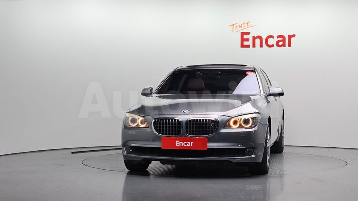 BMW 7 Series 2010 — 3