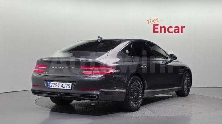 Genesis G80 2021 — 2