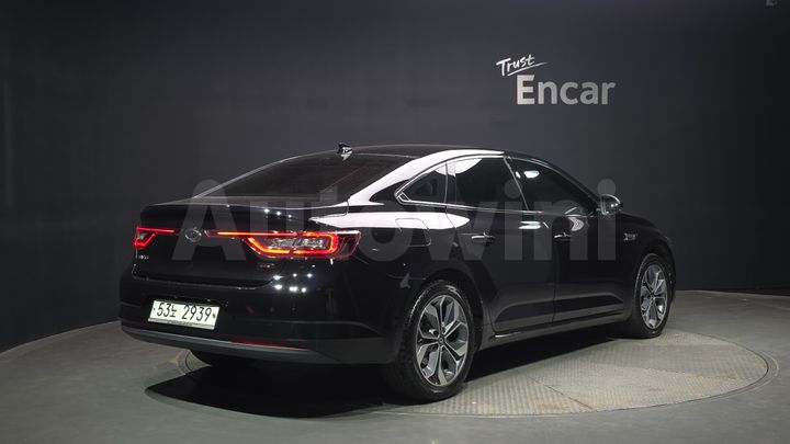 Renault SM6 2020 — 2