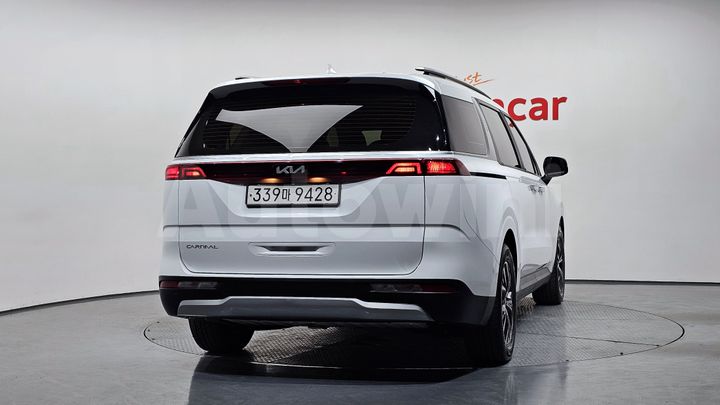 Kia Carnival 2023 — 4