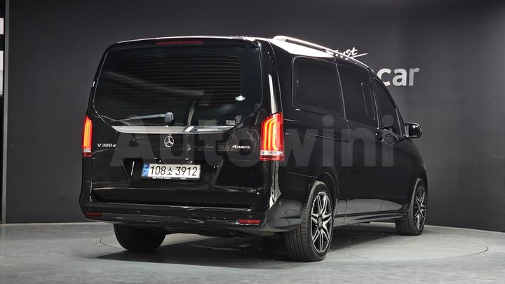 Mercedes Benz V Class