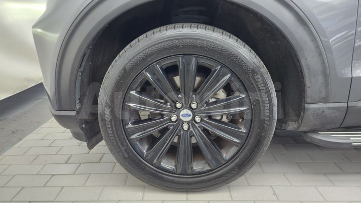 Ford Explorer 2021 — 5