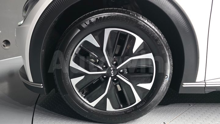 Kia EV6 2024 — 5