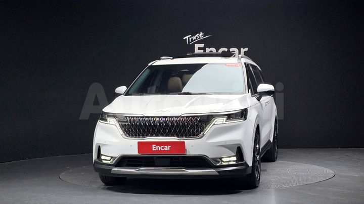 Kia Carnival 2023 — 2