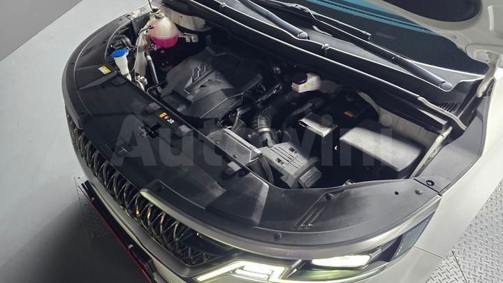 Kia Carnival 2023 — 5