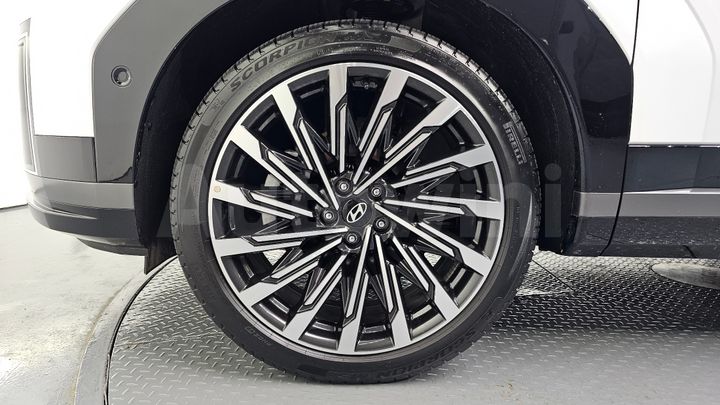 Hyundai SantaFe 2024 — 5