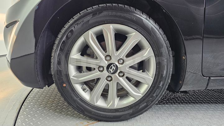 Hyundai Avante 2016 — 5
