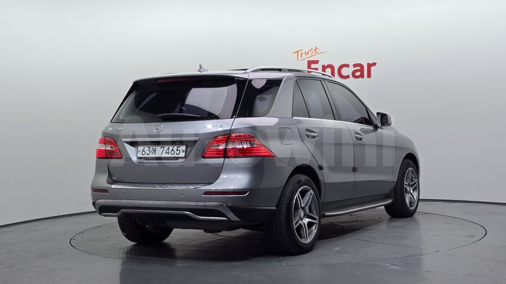 Mercedes-Benz M Class 2013 — 2