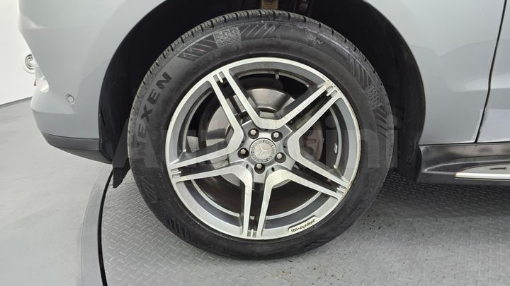 Mercedes-Benz M Class 2013 — 5