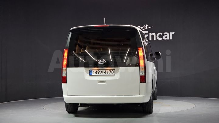 Hyundai Staria 2023 — 4