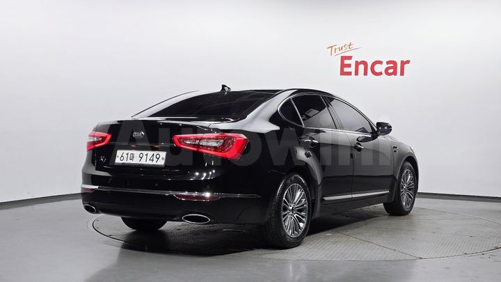 Kia K7 2015 — 2