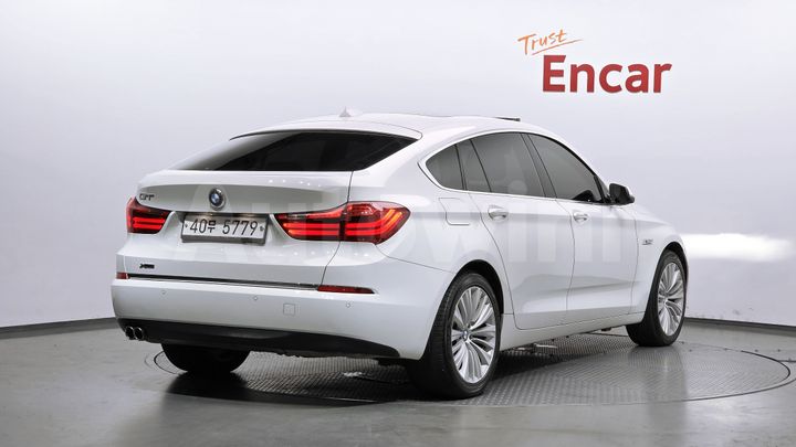 BMW 5 Series 2015 — 2
