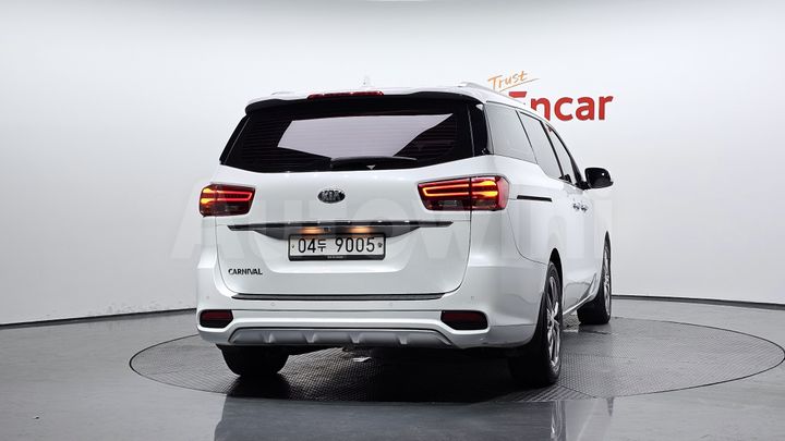 Kia Carnival 2019 — 4