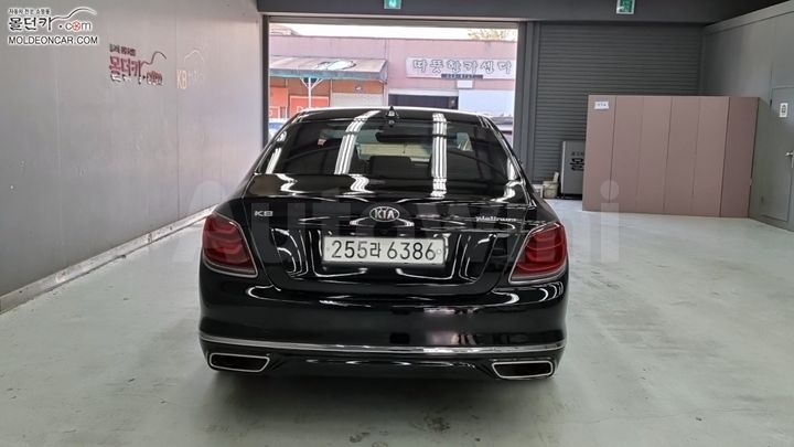 Kia K9 2019 KNAS2418DLS021905 — 4