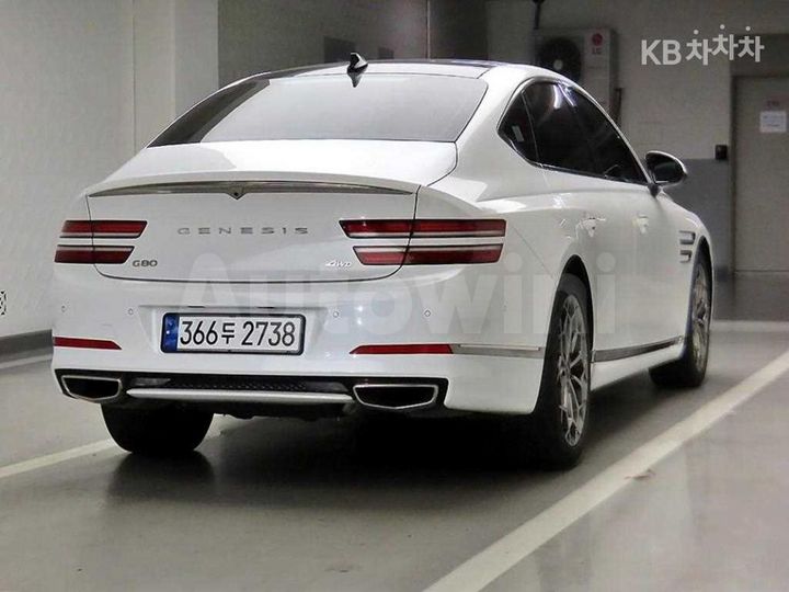 Genesis G80 2022 — 4