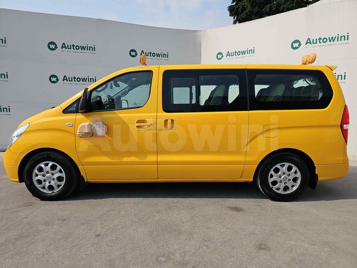 Hyundai Starex 2015 — 2