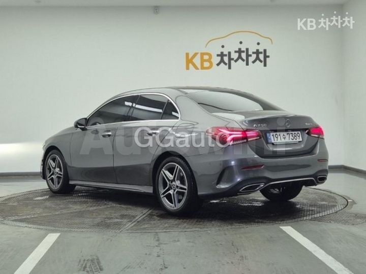 Mercedes Benz A Class 2023 — 3