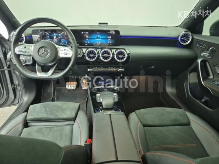 Mercedes Benz A Class 2023 — 5