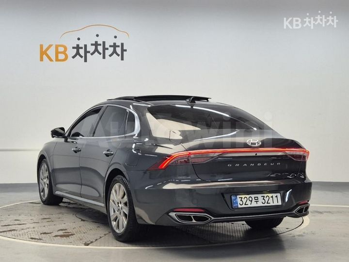 Hyundai Grandeur 2022 — 2