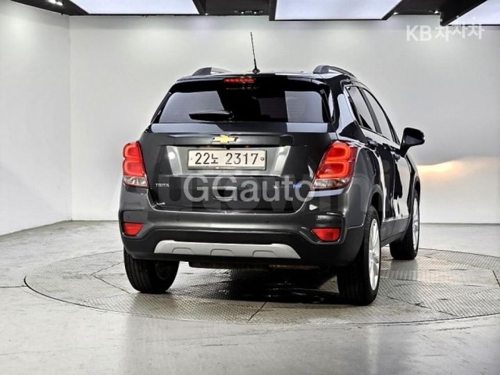 Chevrolet Trax 2018 — 3
