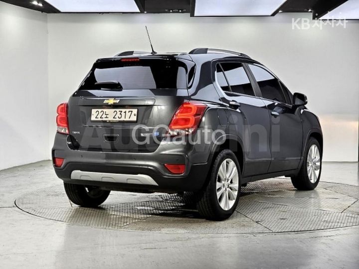 Chevrolet Trax 2018 — 4