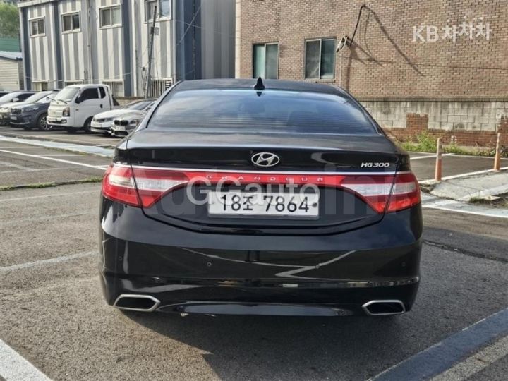Hyundai Grandeur 2015 — 3