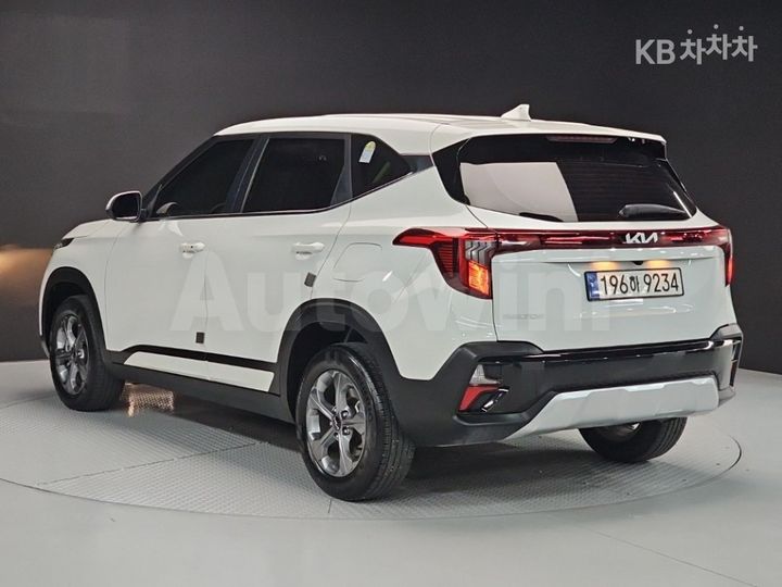 Kia Seltos 2025 — 4