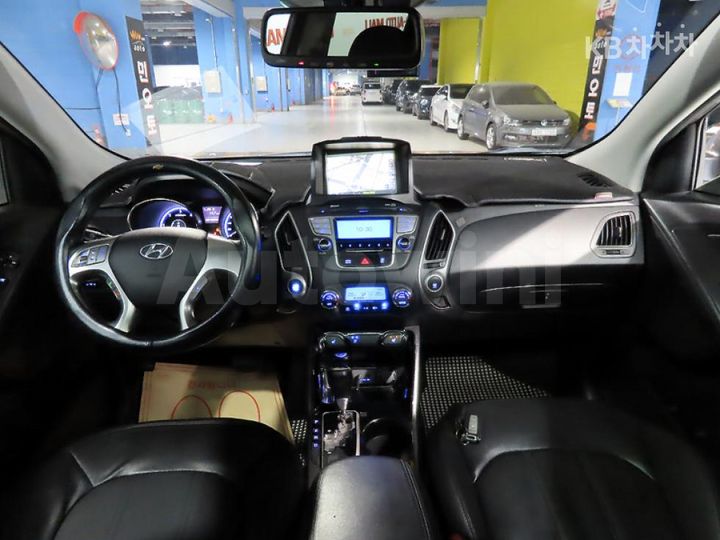 Hyundai Tucson 2011 — 5