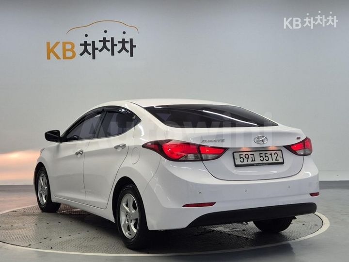 Hyundai Avante 2015 — 2