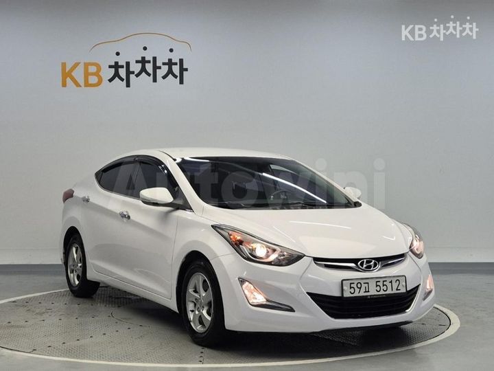 Hyundai Avante 2015 — 4