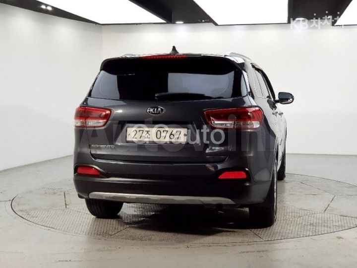 Kia Sorento 2016 KNAPS81ABGA223770 — 3