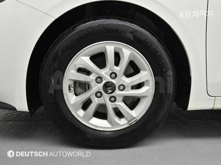Kia K3 2020 KNAF241BELA872858 — 5