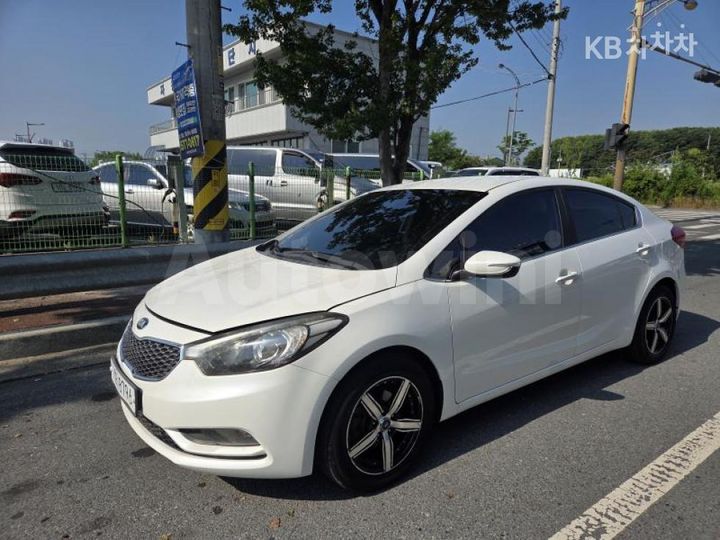 Kia K3 2013 KNAFK412BDA838308 — 3