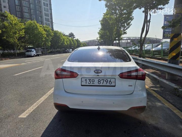 Kia K3 2013 KNAFK412BDA838308 — 4