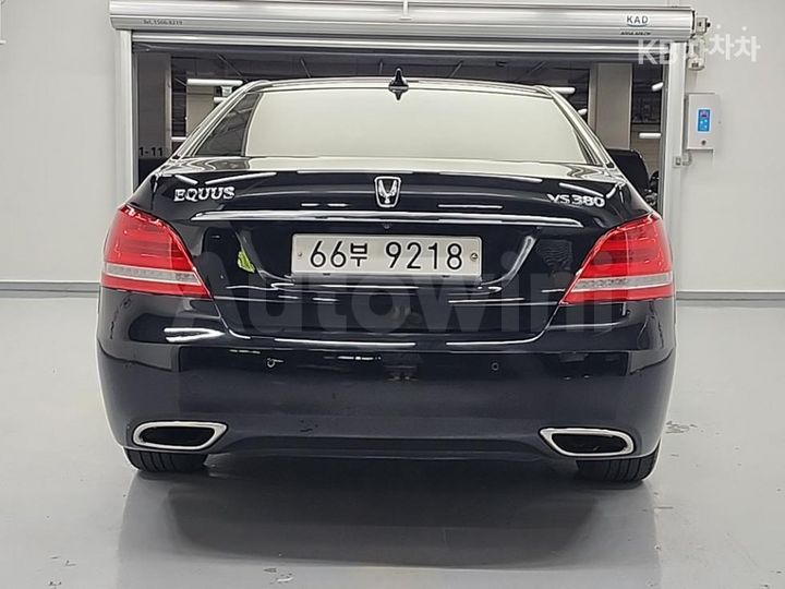 Hyundai Equus 2015 — 3