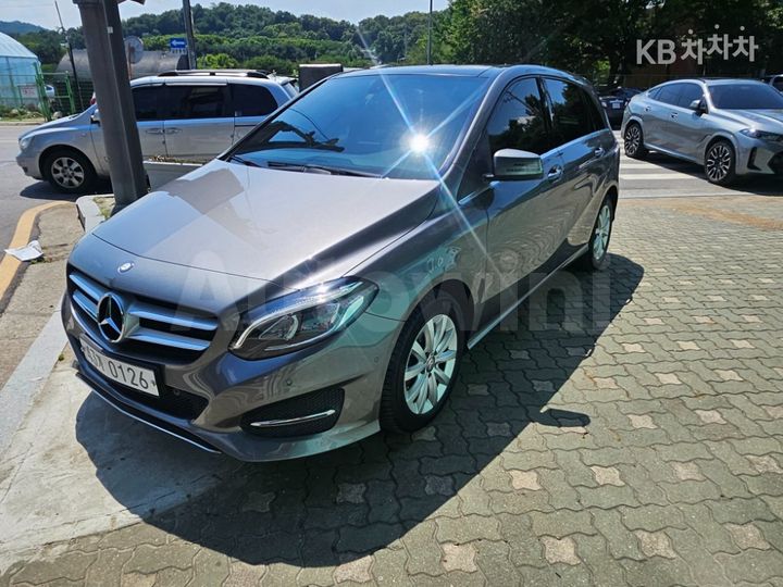 Mercedes Benz B Class